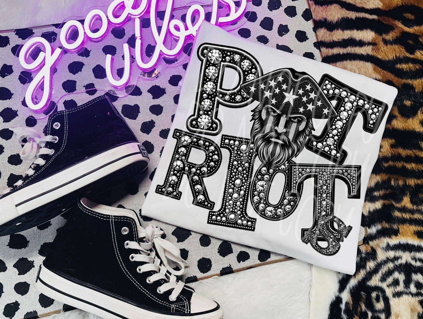 Patriots Rhinestone #3498 - Ready to Press DTF Transfer Full Color - Pro Blanks